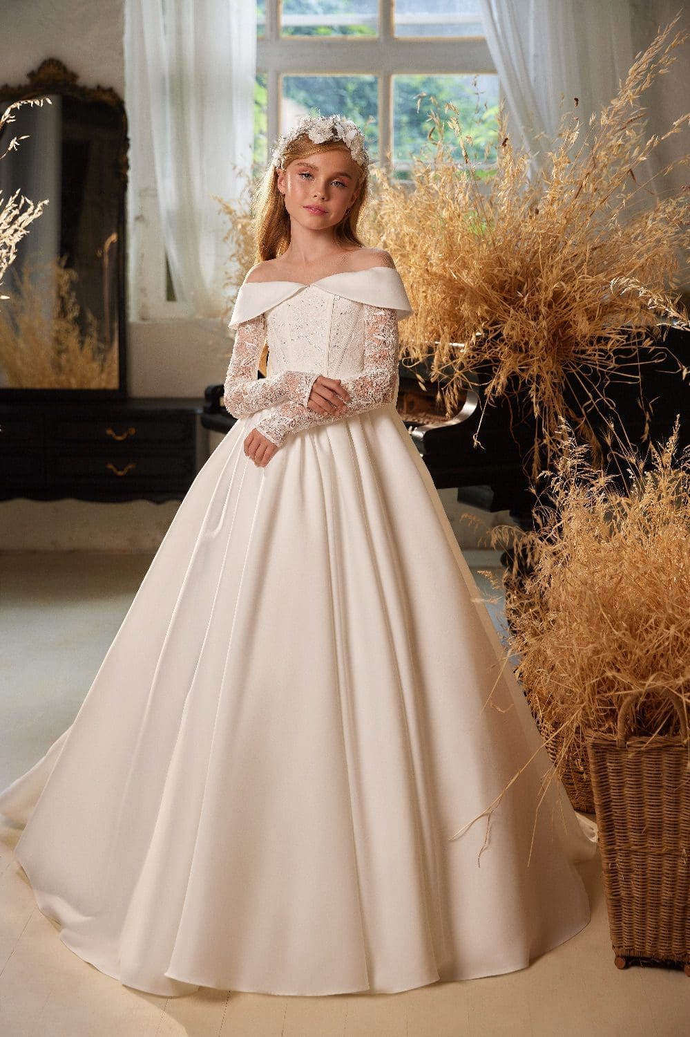 Royal Elegance - Made To Order image 0