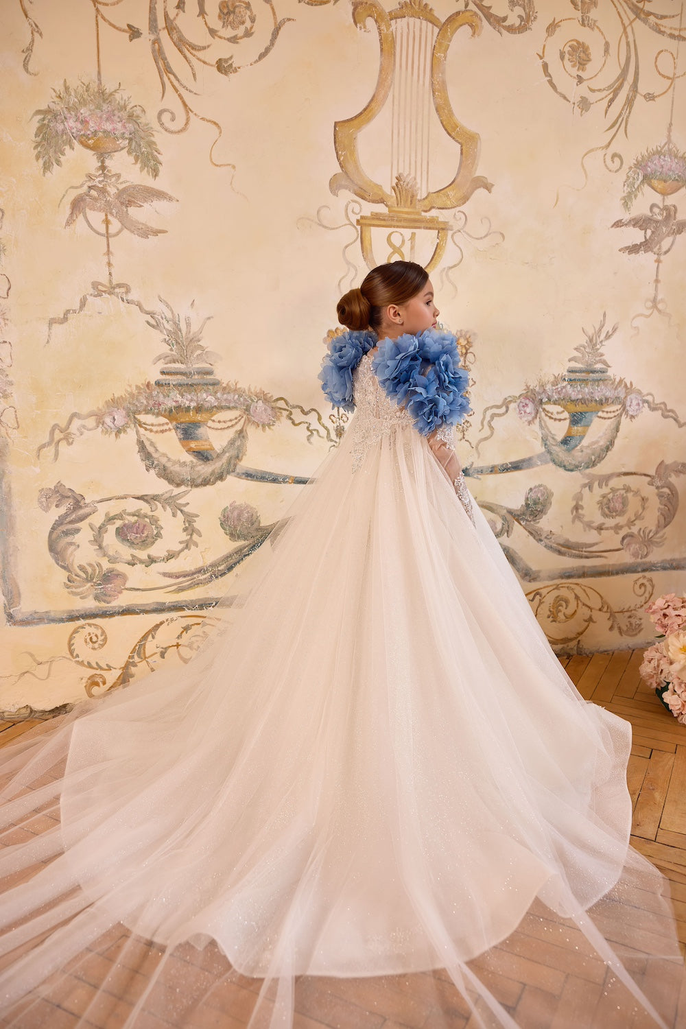 The Queen’s Blue