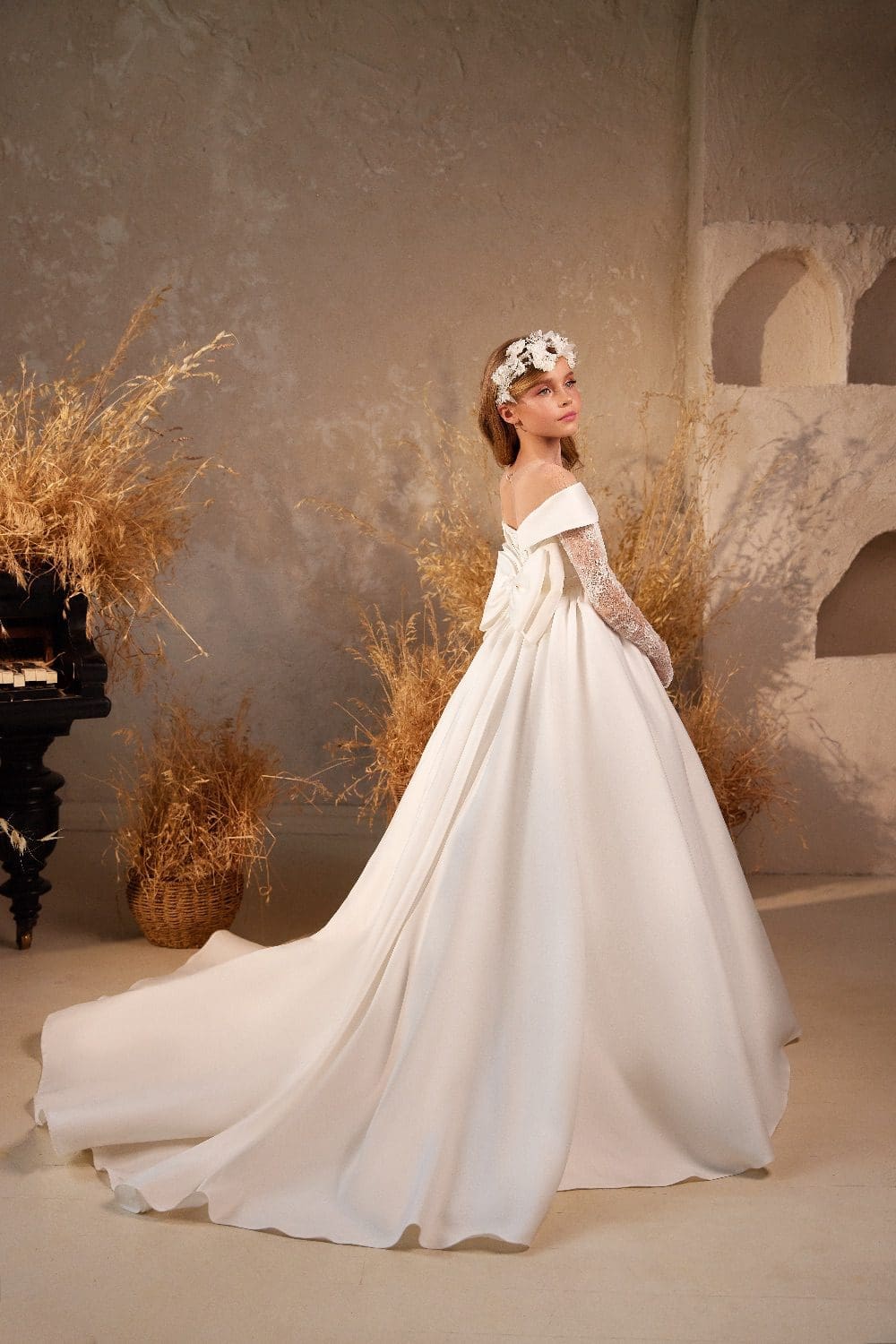 Royal Elegance - Made To Order image 1