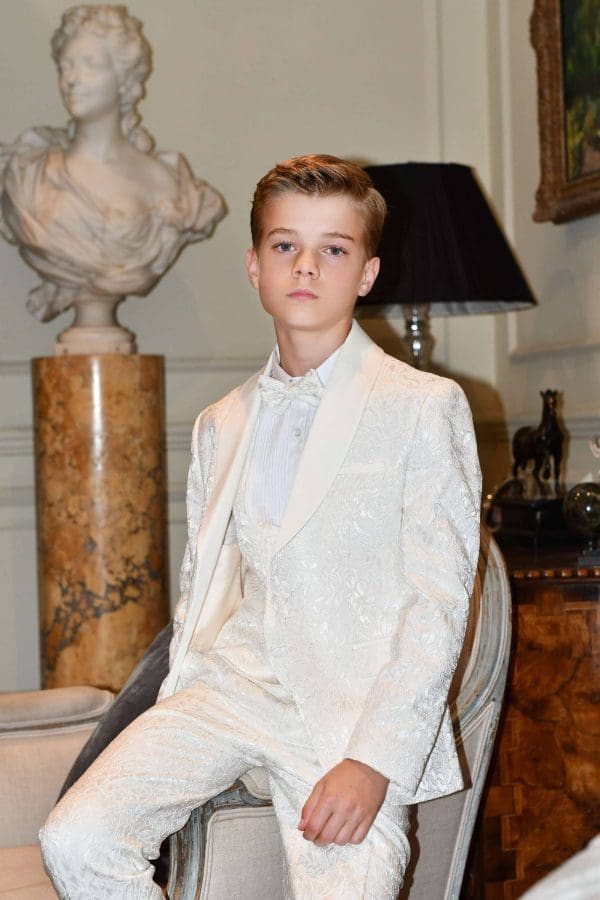 Boys Ivory Communion Suit in the UK