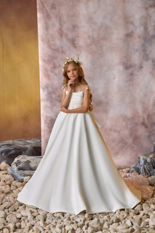 Luxury Flower Girl Dresses, Girls Party Dresses, Holy Communion Dresses, Girls Occasion Dresses, Girls Prom Dresses, Girls Wedding Dresses, Recital Dresses.126.jpg